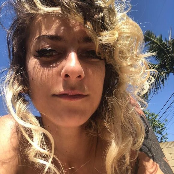 Meet your Posher, Sarah - Picture 1 of 1